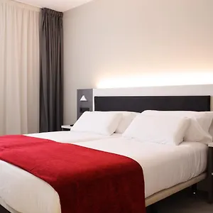 https://hotel-new-bilbao-airport.sansebastianhotels.net