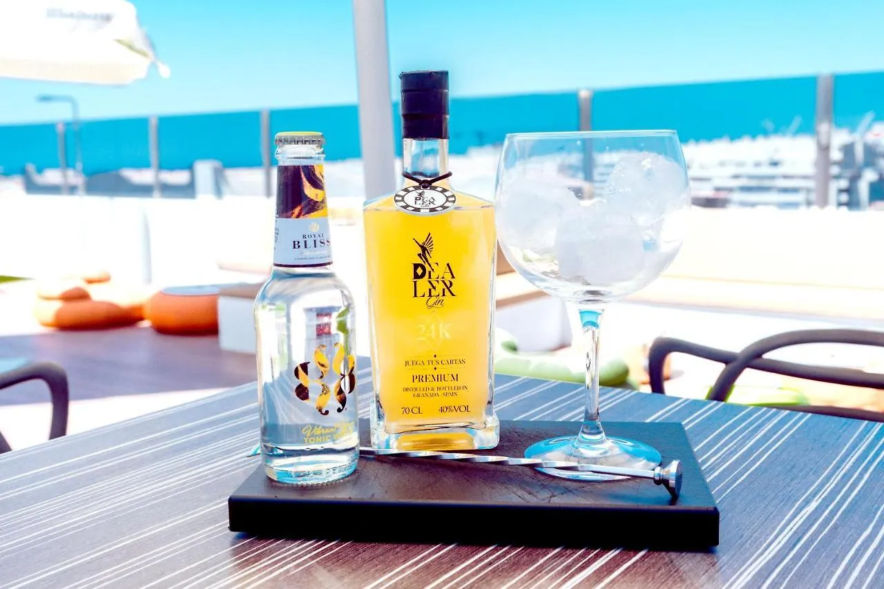 Daos Suites & Terrace Marbella Hotel