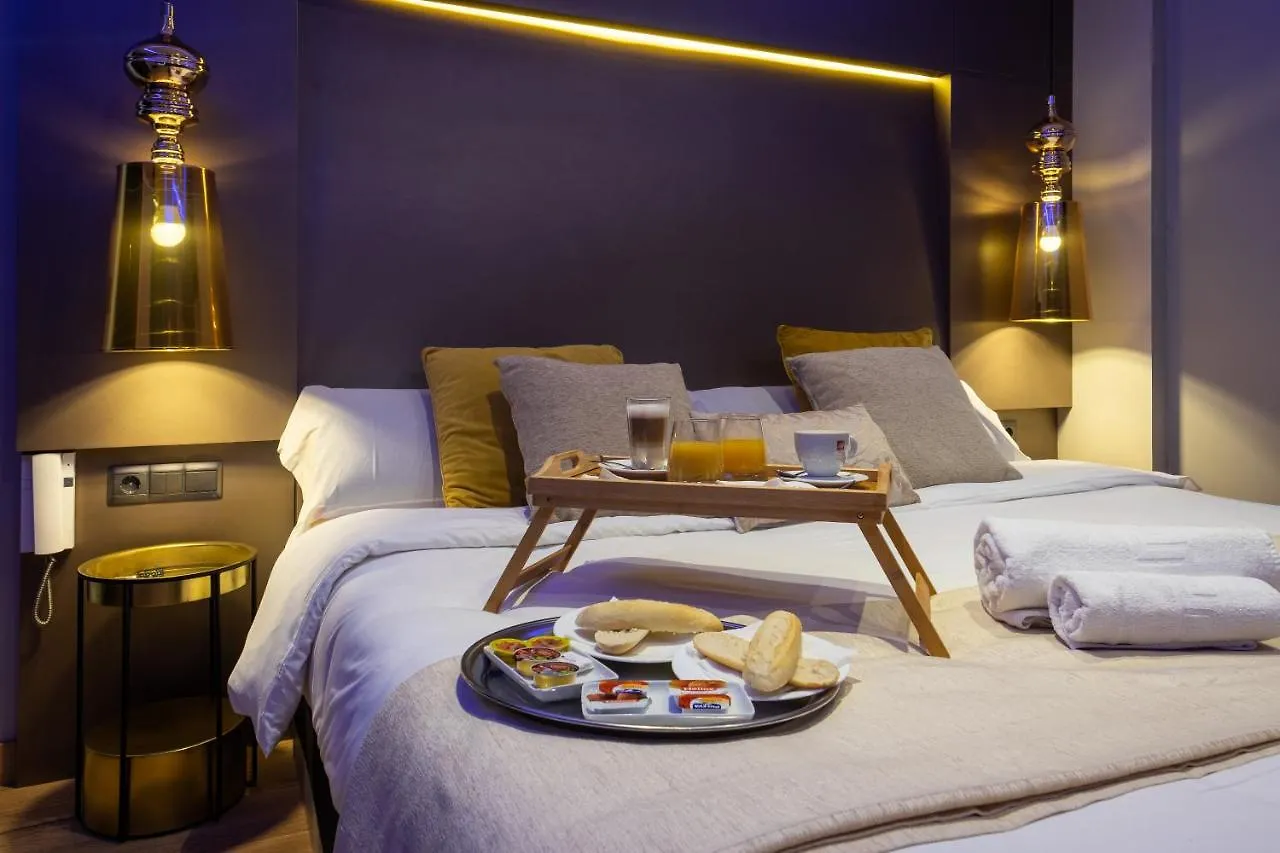 *** Hotel Daos Suites & Terrace Marbella Hiszpania
