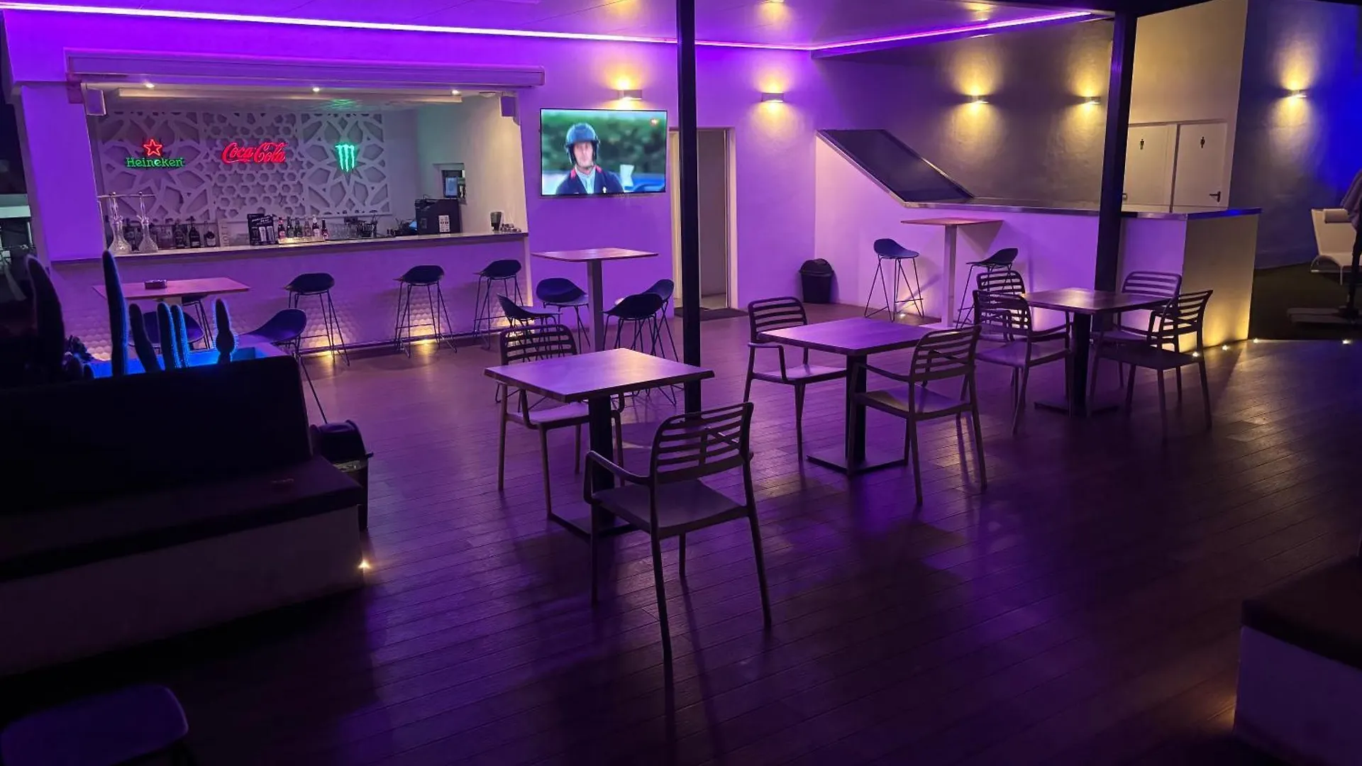 Daos Suites & Terrace Marbella Hotel