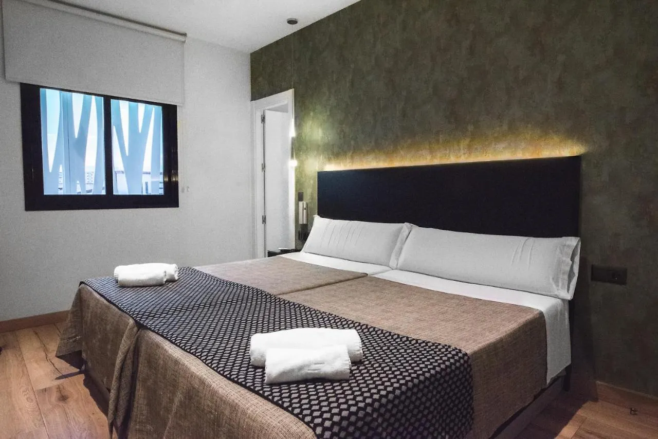 Daos Suites & Terrace מארבלה