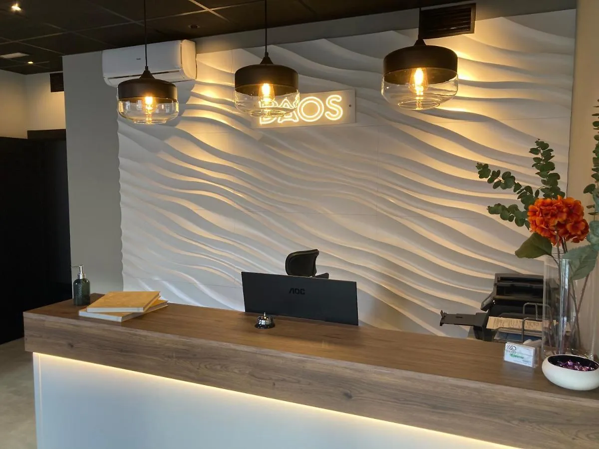 Daos Suites & Terrace מארבלה ספרד