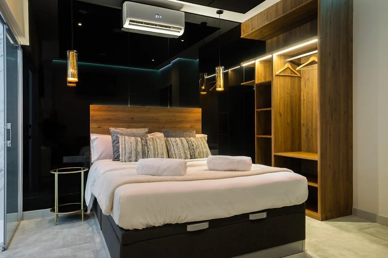 Daos Suites & Terrace מארבלה ספרד