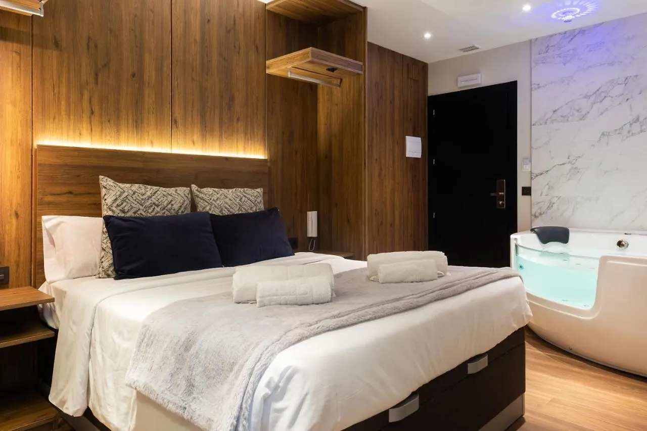 Daos Suites & Terrace מארבלה