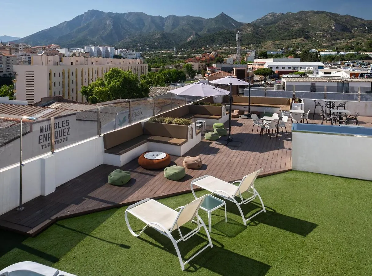 Daos Suites & Terrace מארבלה