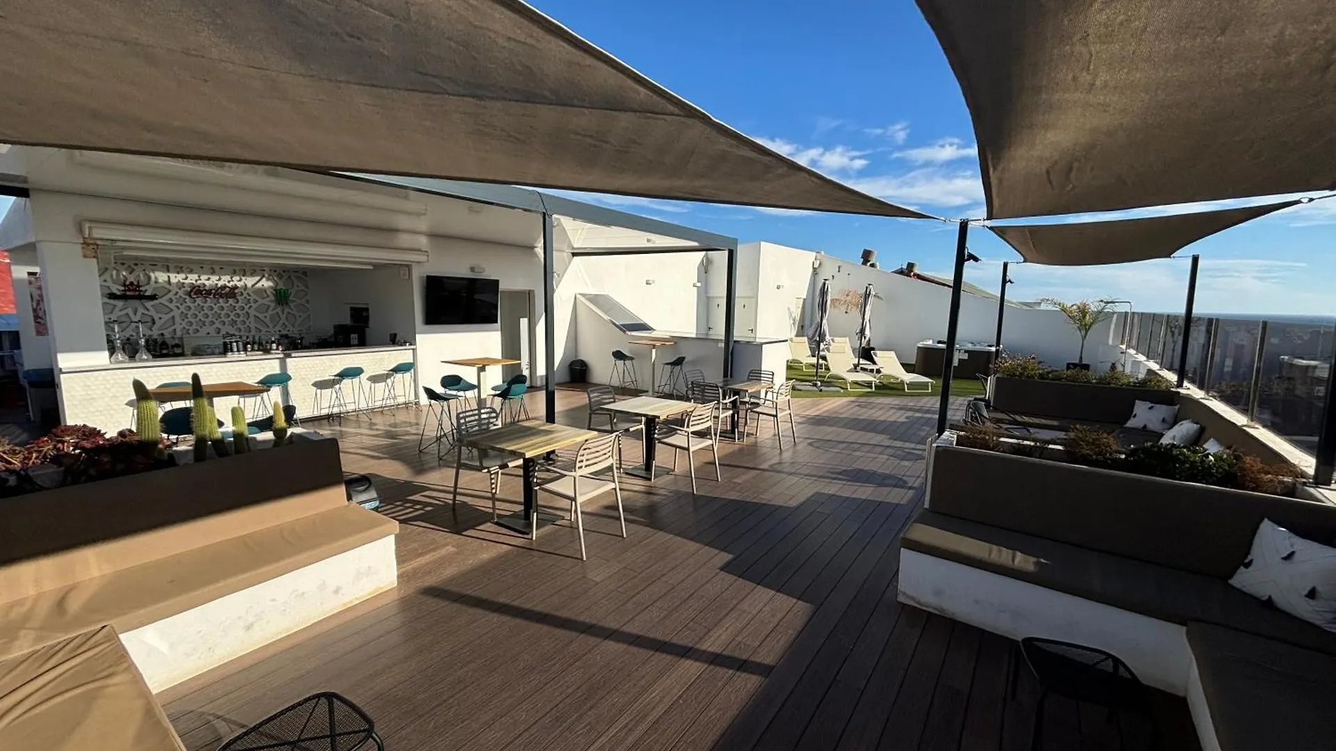 Daos Suites & Terrace Marbella Spain